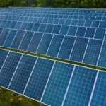 Can I connect a 100W solar panel to a 200W solar panel